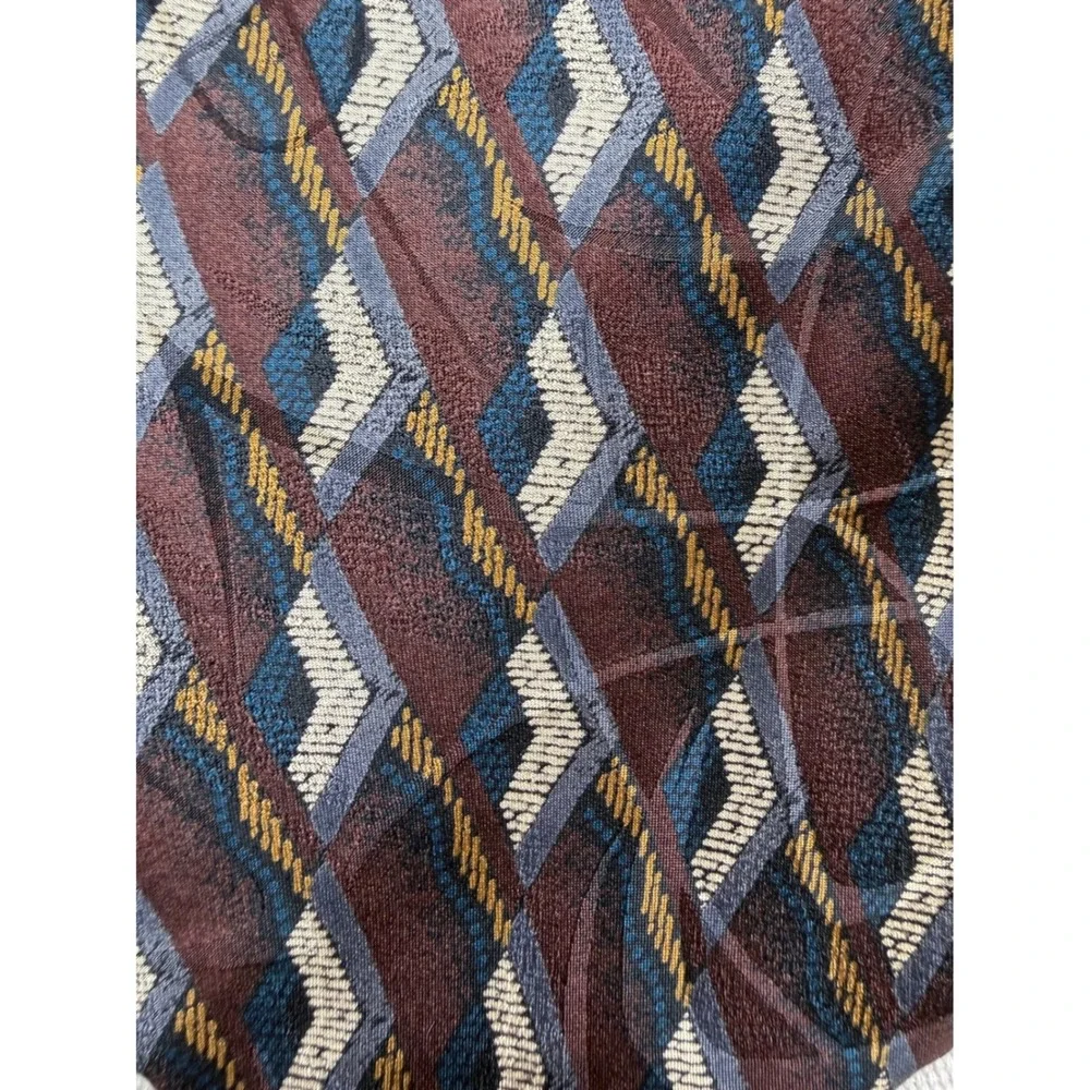 Milano Uomo Mens Silk Tie‎ Geometric Diamond Burgundy Blue Gold Made in USA